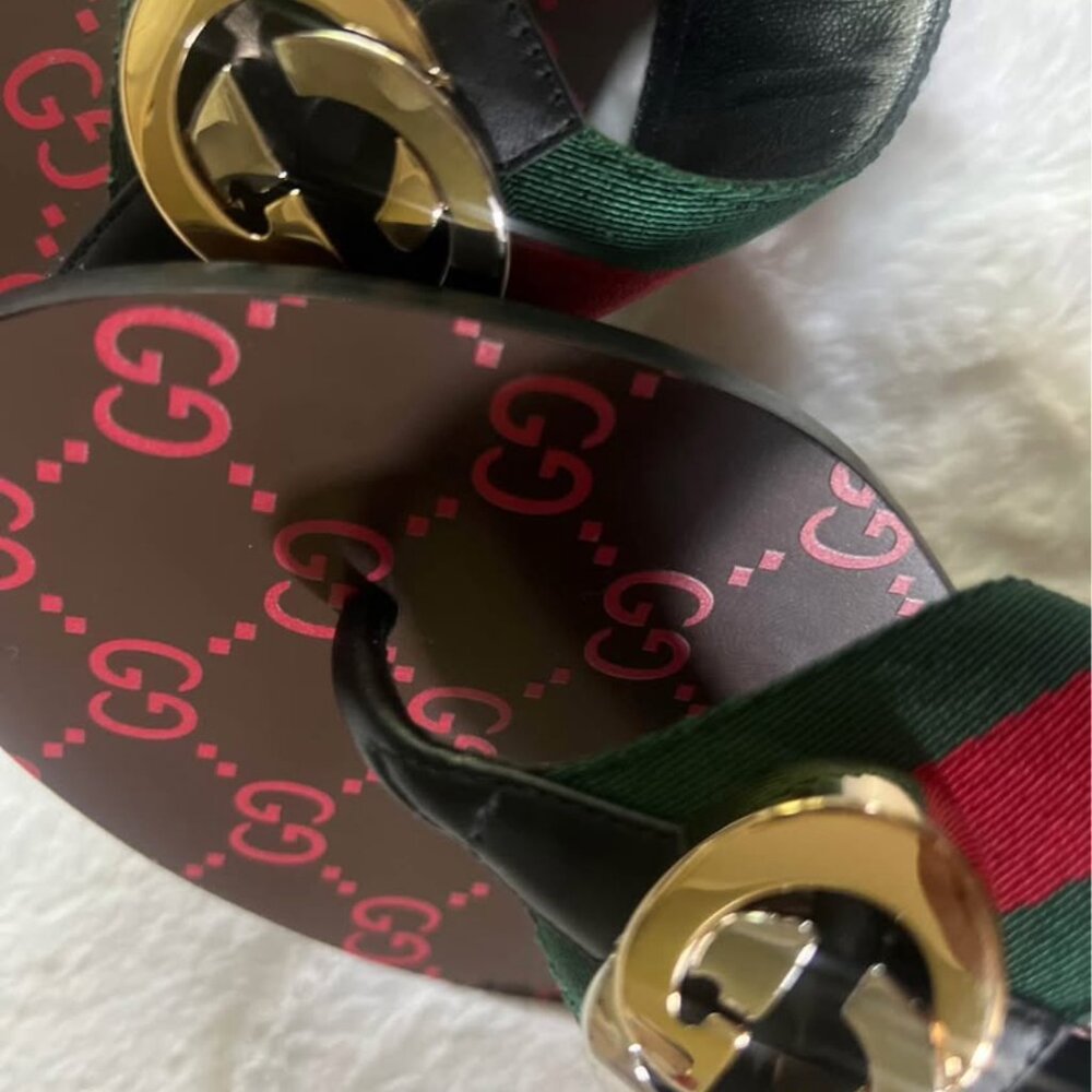 Gucci Kika Web Thong Sandals - Picture 3 of 5
